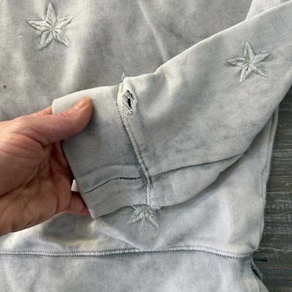 Driftwood Teddy Distressed Grey Pullover Sweatshirt, Embroidered Stars, Small - Picture 5 of 6
